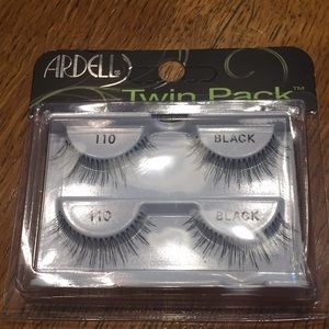 Fake eyelashes